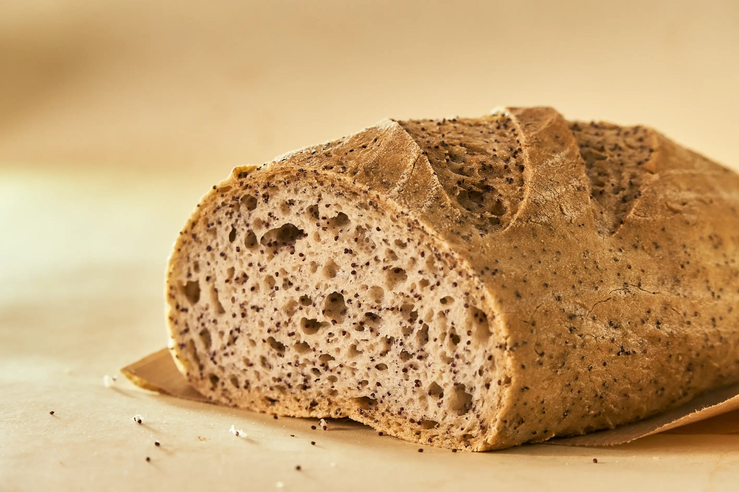 Hogaza de teff con semillas de amapola