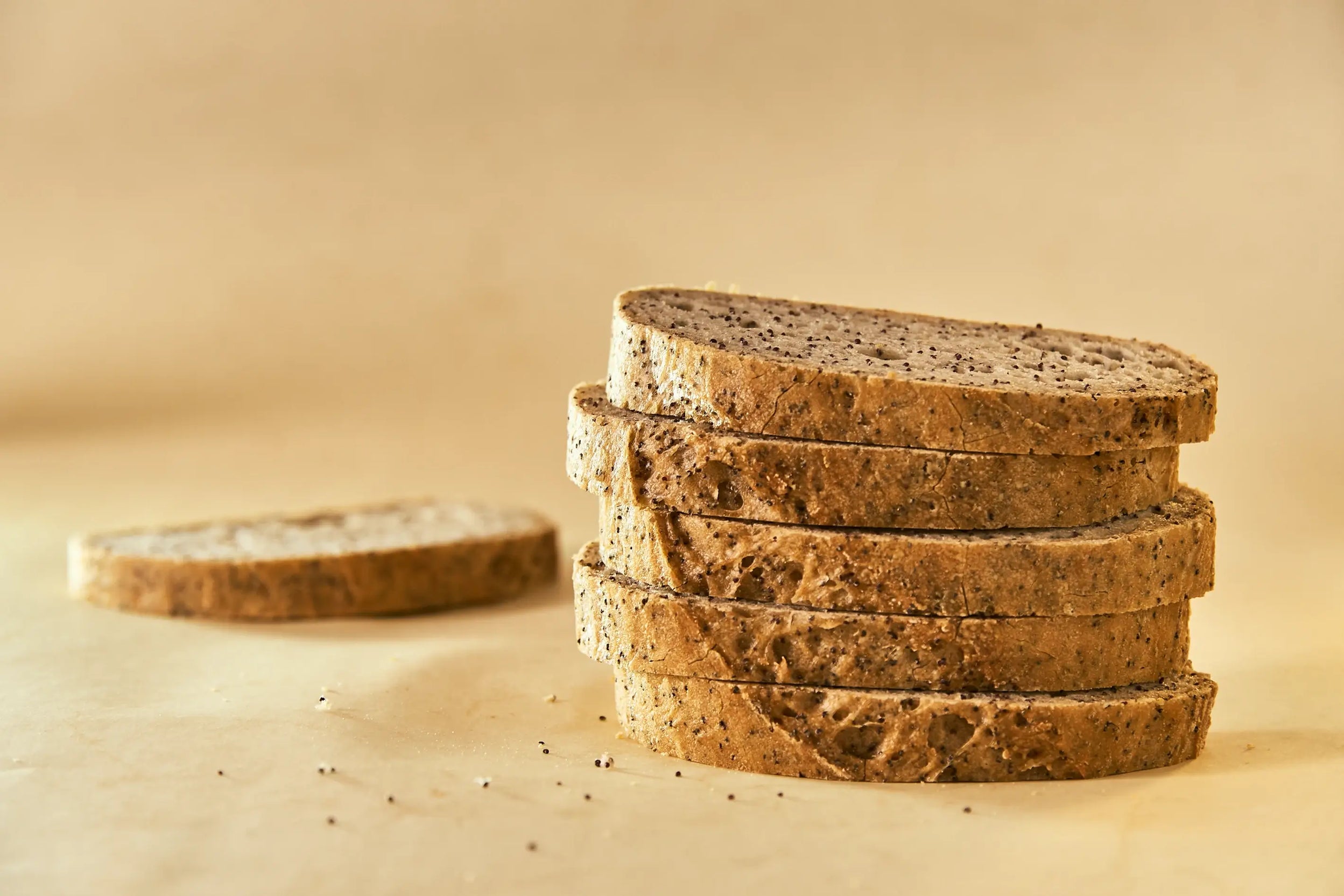 Hogaza de teff con semillas de amapola