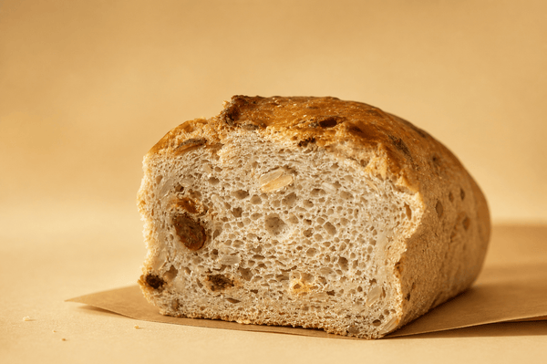 Pan de pasas y pipas
