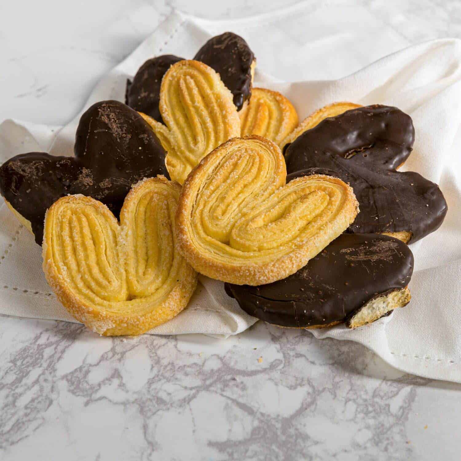 Surtido de palmeritas de hojaldre